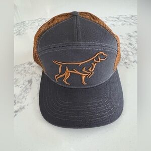 Fieldstone Hi-Profile 7 Panel Flat Bill Pointing Dog Hat cap gray